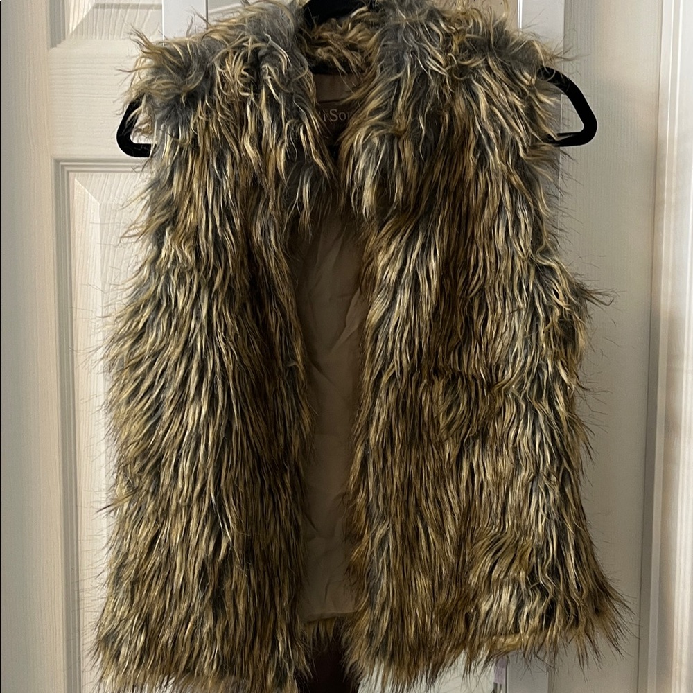 Ci Sono Faux Fur Vest in Brown and Black